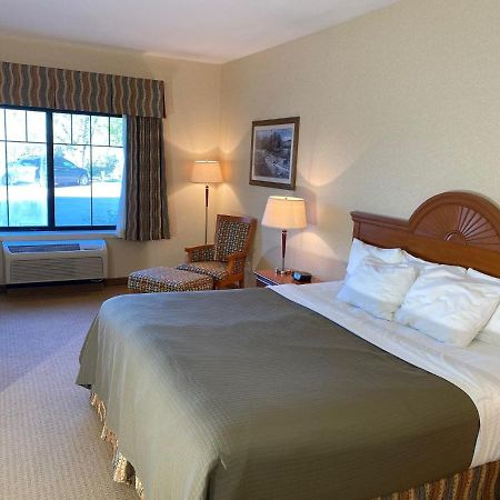 Red Coach Inn & Suites Red Oak Εξωτερικό φωτογραφία
